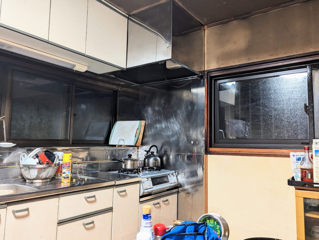 PXL_20231004_105010239-1024x771 秋雨