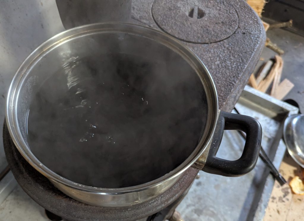 PXL_20241230_011346150.MP_-1024x743 また、ミカンを頂いた